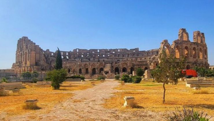 il colosseo possiede una copia nel mondo