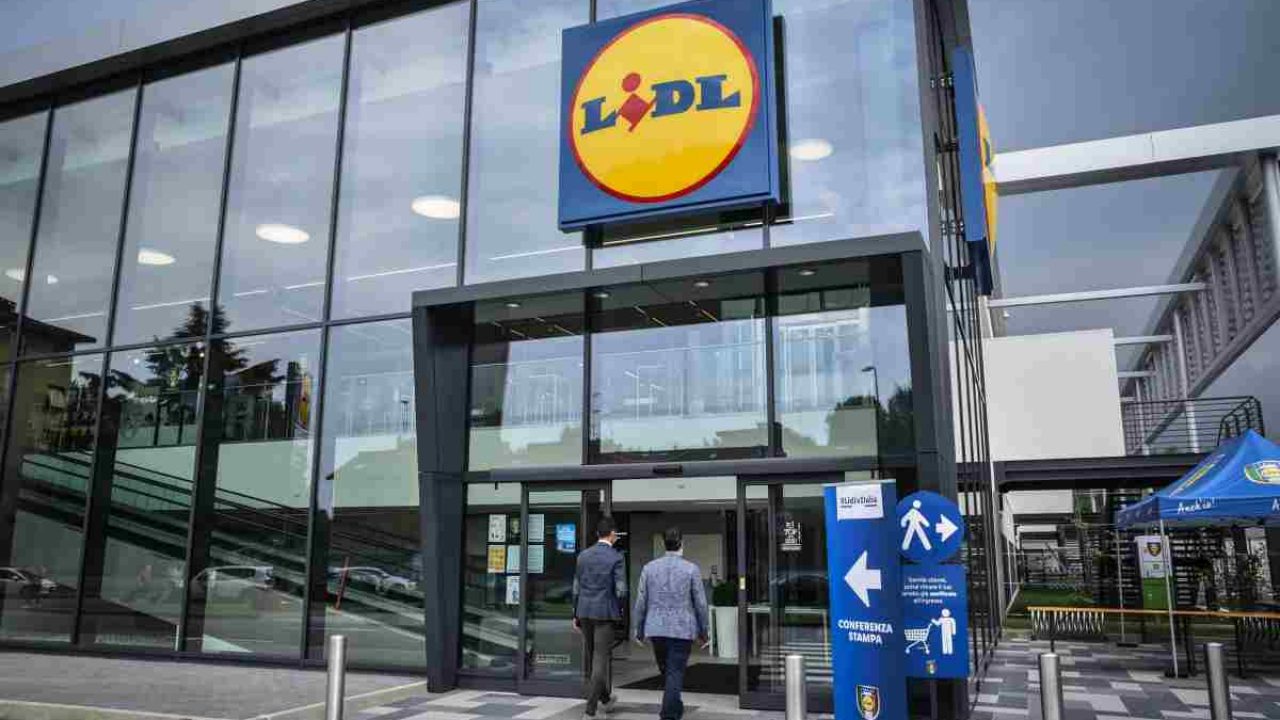 Lidl, è utilissimo da tenere in frigo: questo accessorio costa