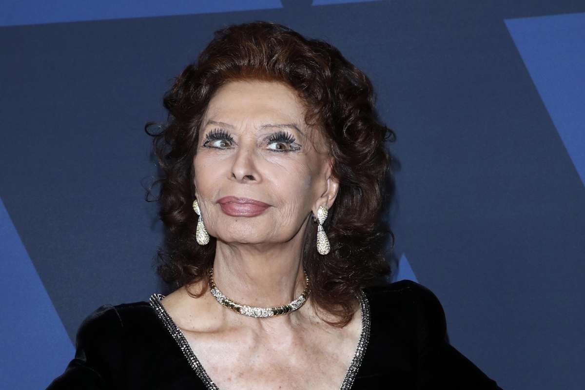 Sophia Loren incidente come sta